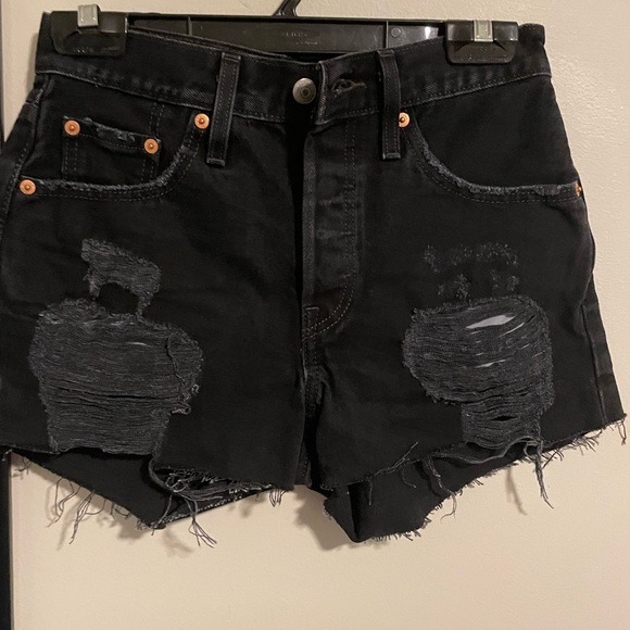 Levi’s Black Shorts - Picture 1 of 5